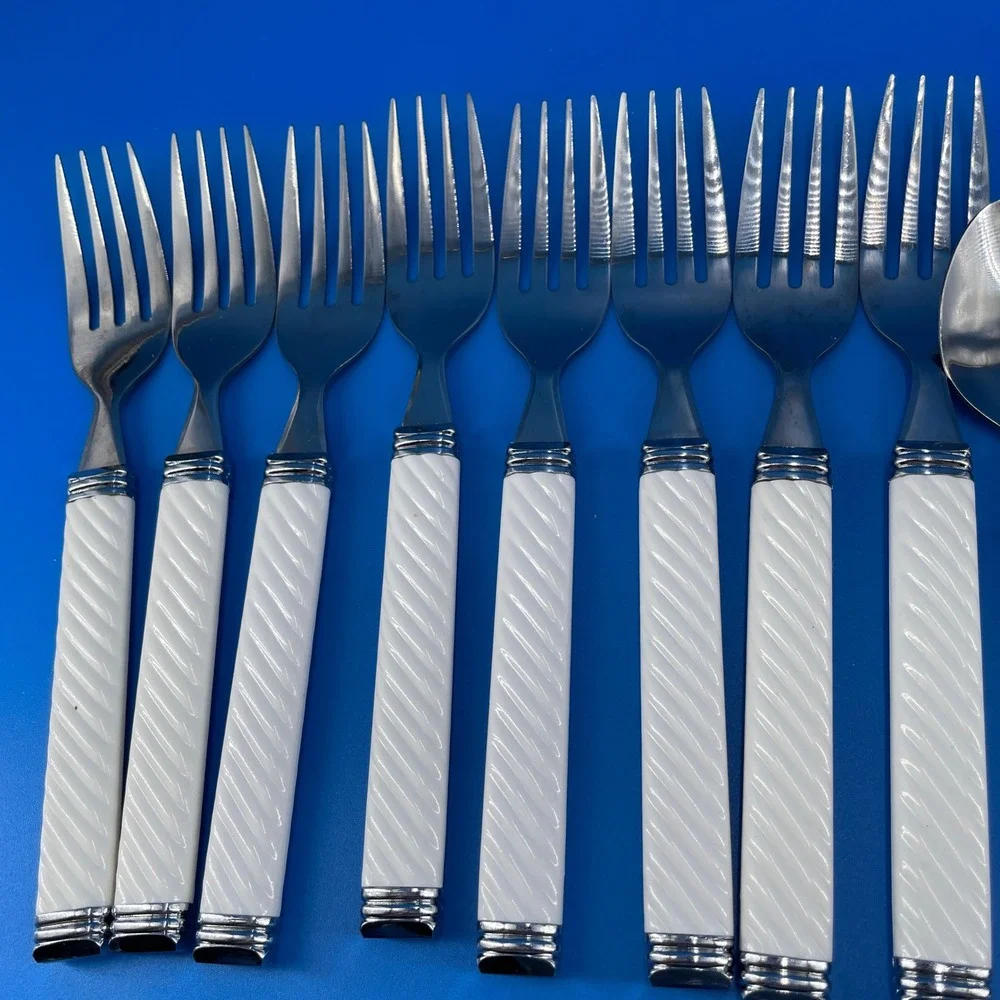 Mikasa brand pattern